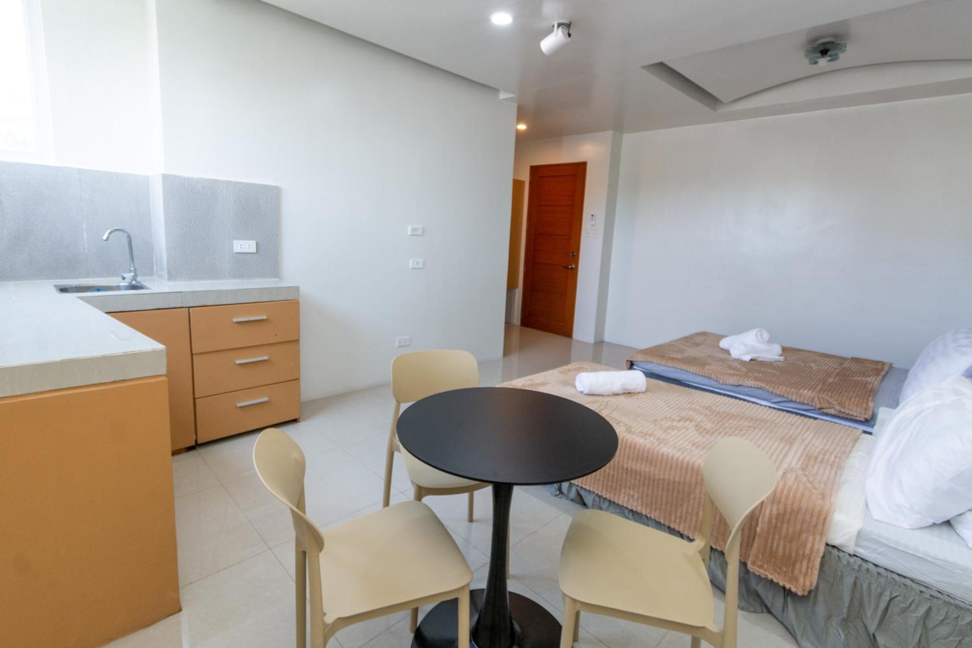 Apartment Ila Apartelle Boracay Boracay Island